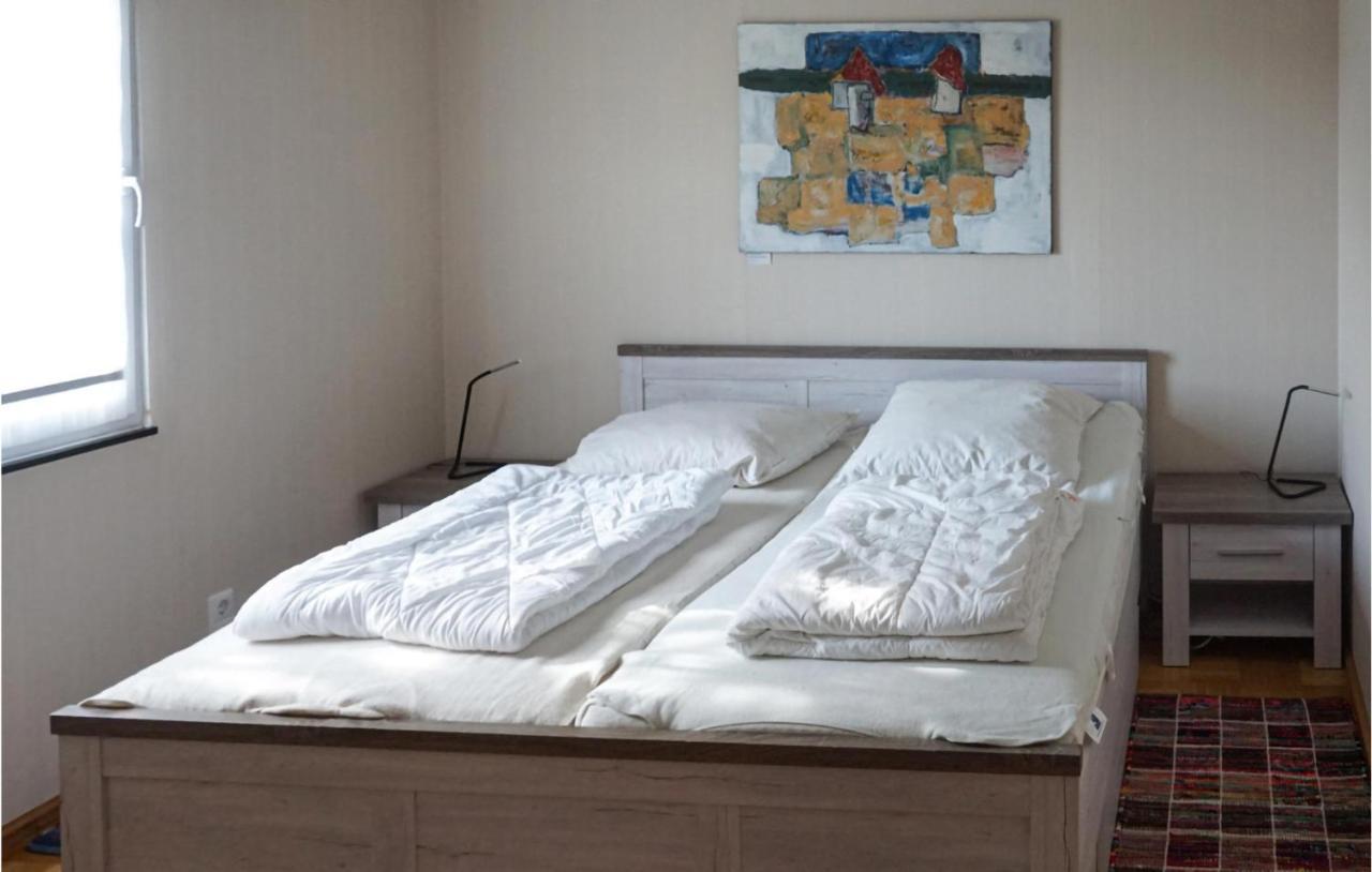 Cozy Apartment In Hinterweidenthal With Sauna Esterno foto